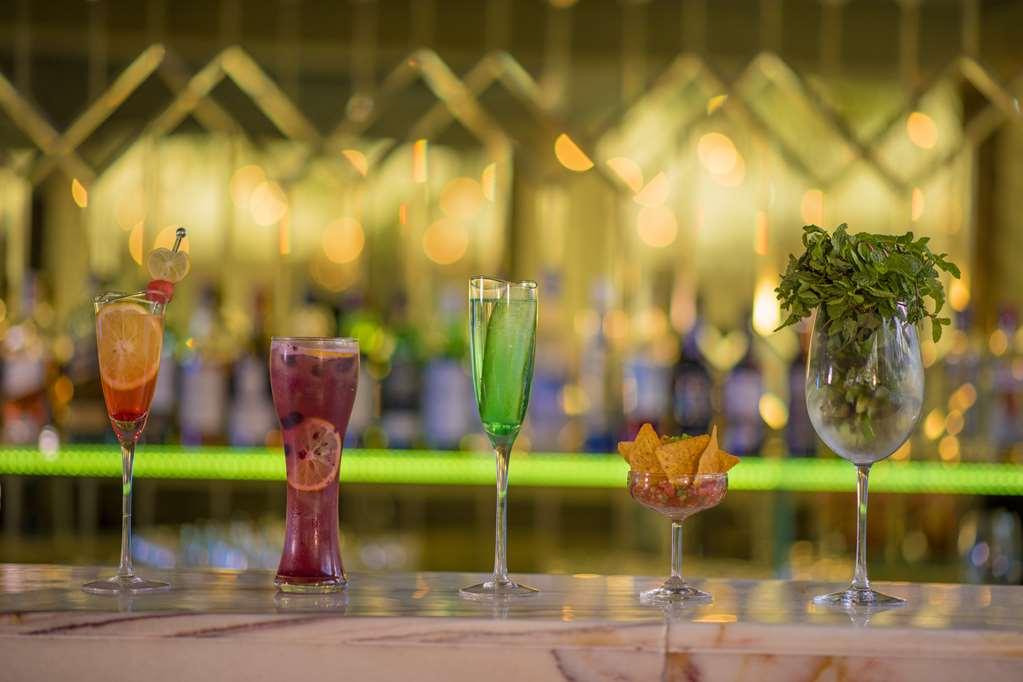 Radisson Blu Udaipur Palace Resort & Spa ร้านอาหาร รูปภาพ